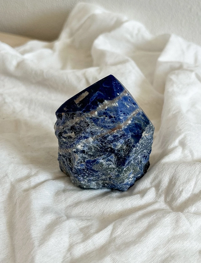 punta grezza in Sodalite